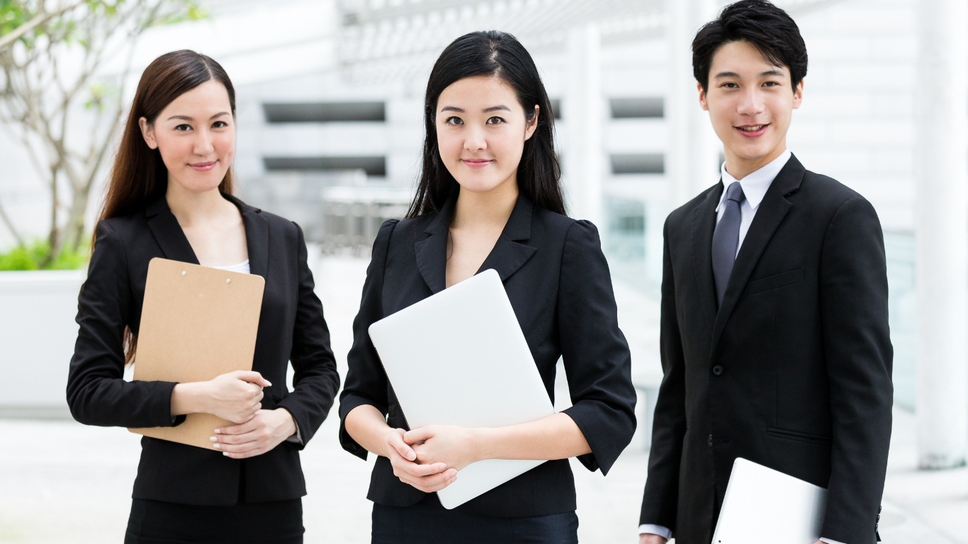 Sustainability team at HOIIY: Reviewing environmental impact reports for the 8L Glass Air Fryer's recyclable borosilicate glass components.